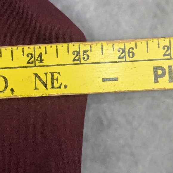 Quacker Factory 1X Rhinestone Studded Grommets Burgundy - Picture 11 of 11